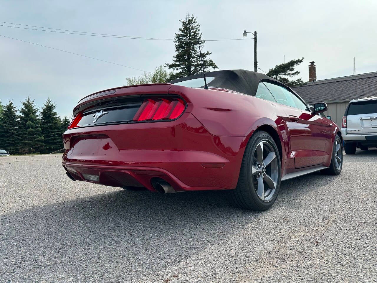 2015 Ford Mustang V6 2dr Convertible
