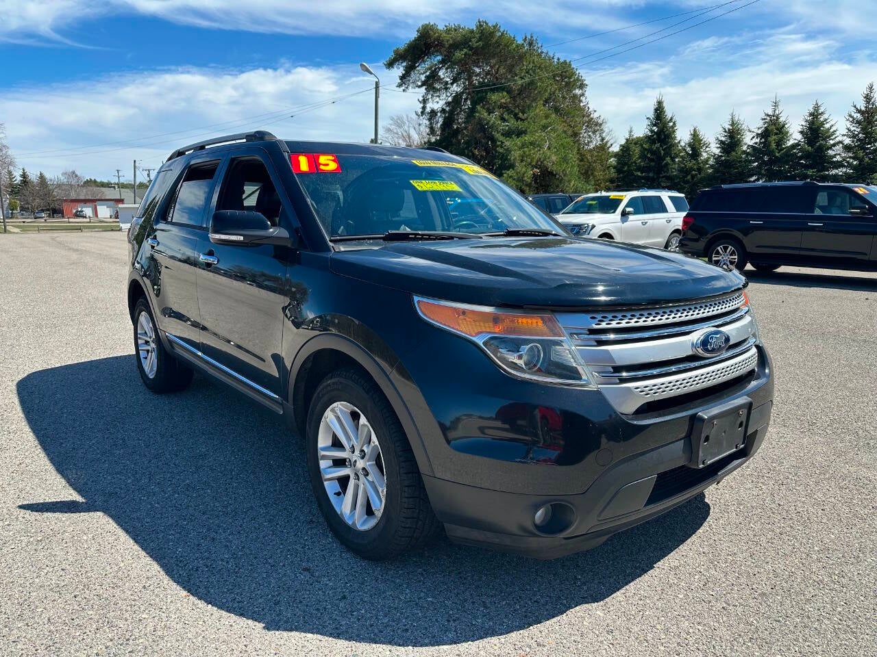 2015 Ford Explorer XLT AWD 4dr SUV