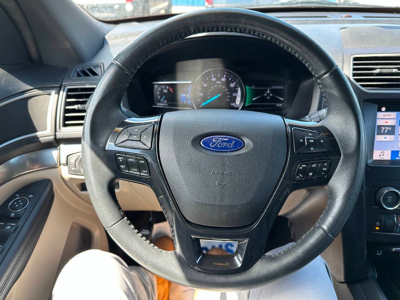 2019 Ford Explorer XLT AWD 4dr SUV