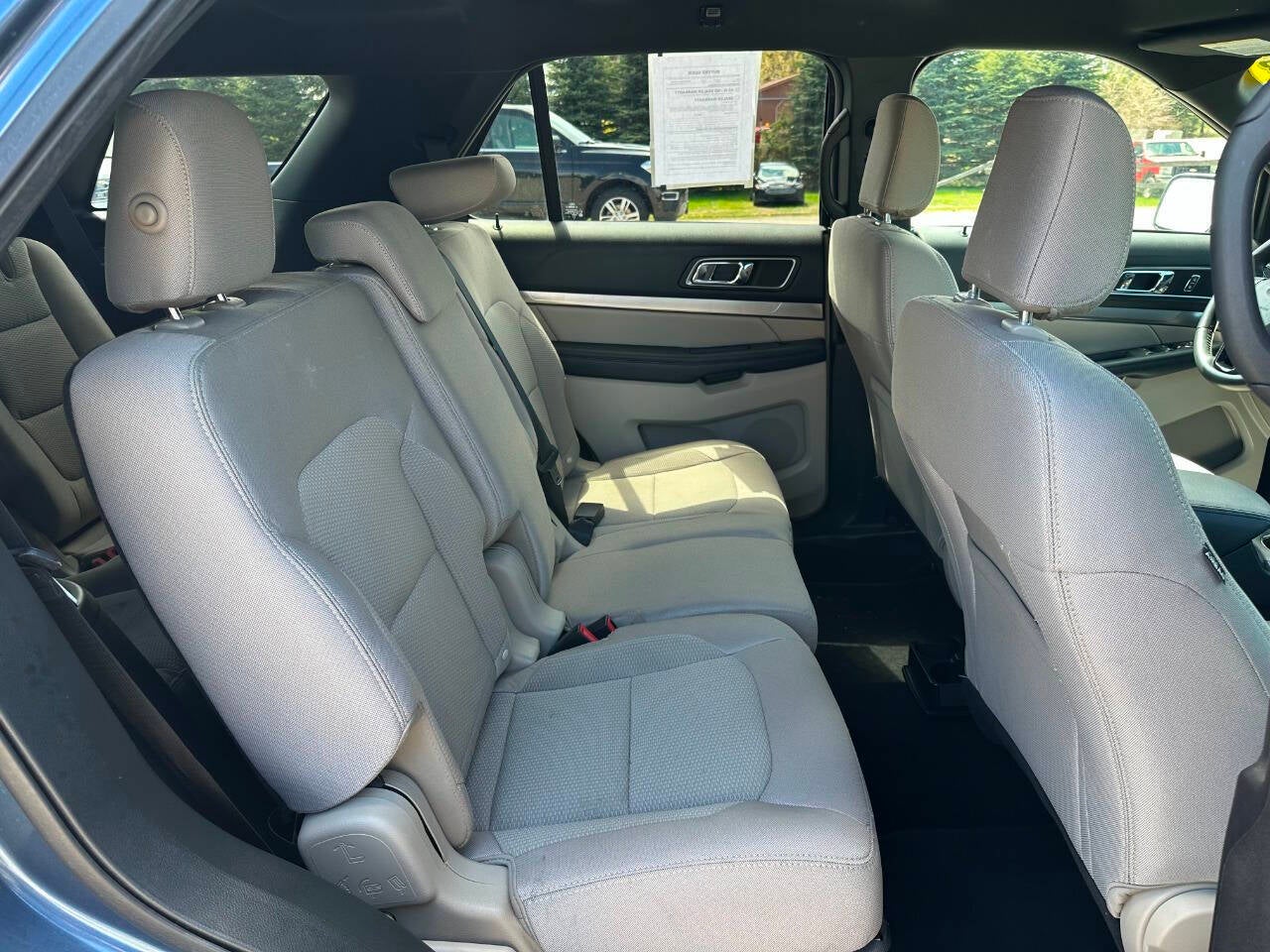 2019 Ford Explorer XLT AWD 4dr SUV