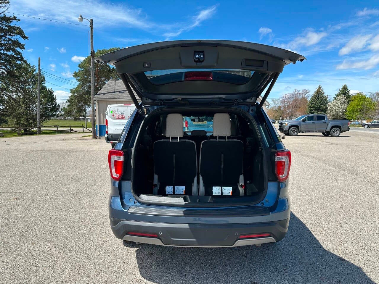 2019 Ford Explorer XLT AWD 4dr SUV