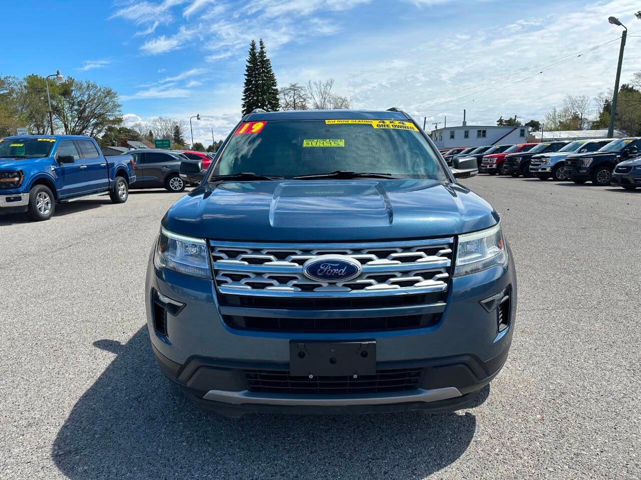 2019 Ford Explorer XLT AWD 4dr SUV