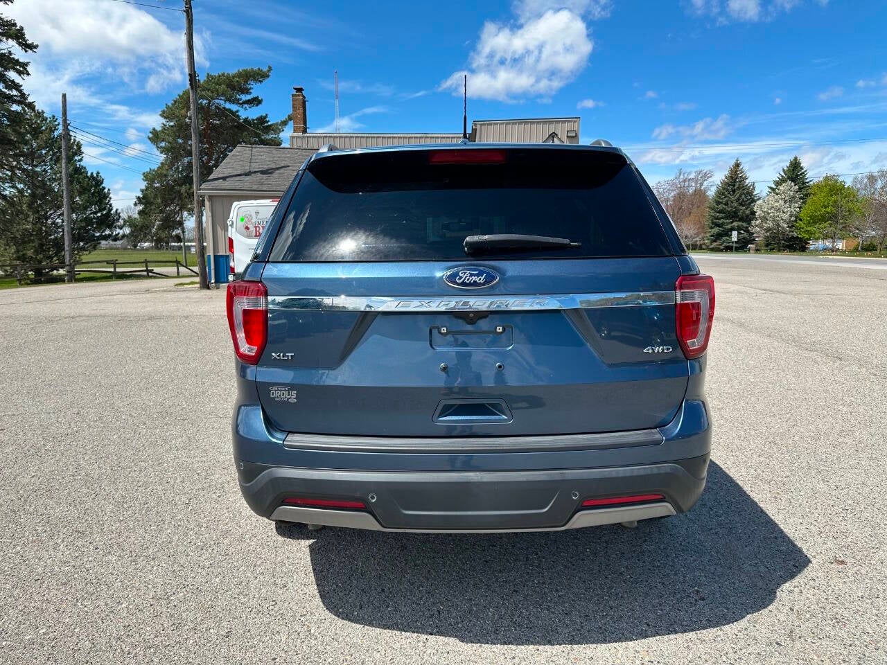2019 Ford Explorer XLT AWD 4dr SUV