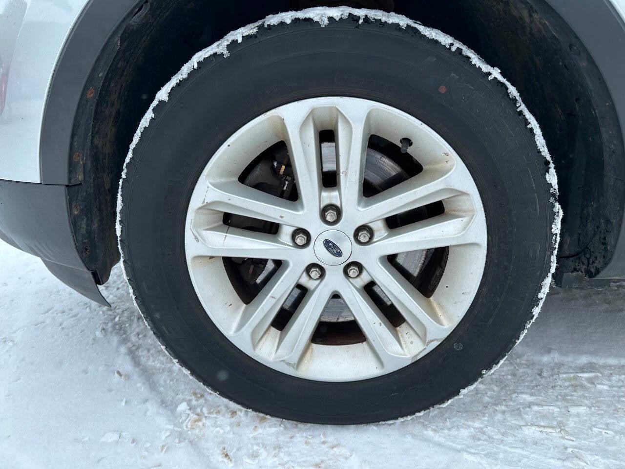 2014 Ford Explorer XLT AWD 4dr SUV