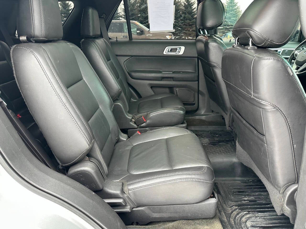 2014 Ford Explorer XLT AWD 4dr SUV