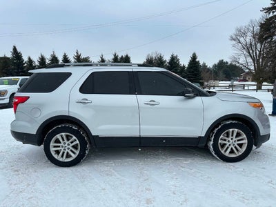 2014 Ford Explorer XLT AWD 4dr SUV