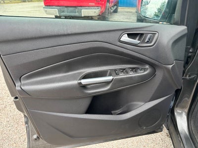 2016 Ford Escape SE 4dr SUV