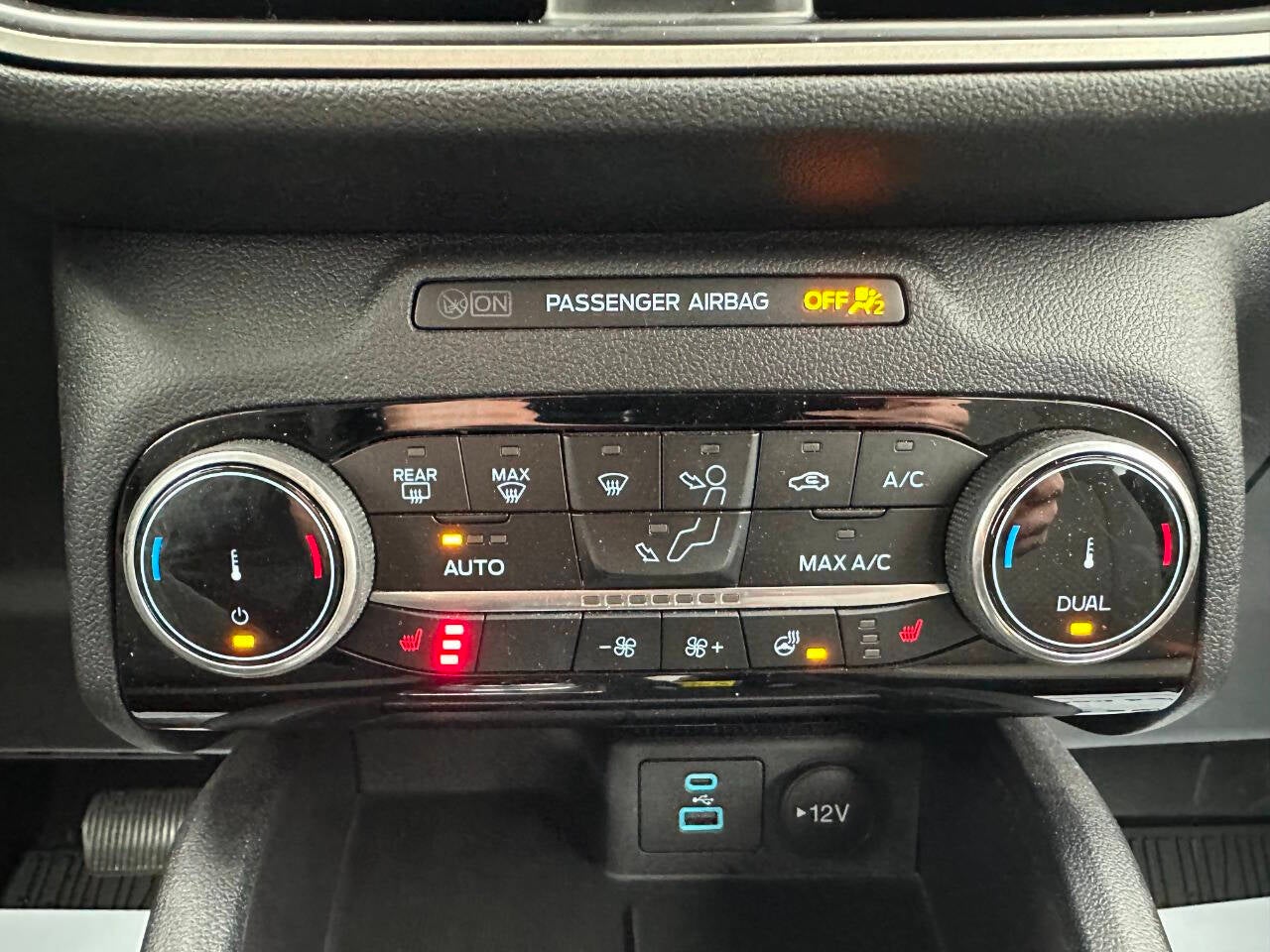 2022 Ford Escape SE AWD 4dr SUV