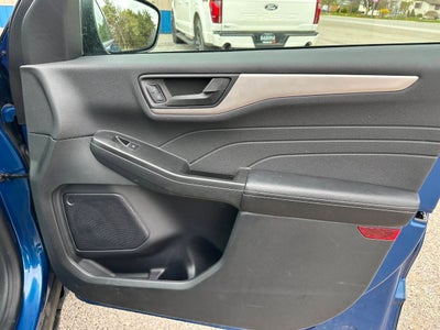 2022 Ford Escape SE AWD 4dr SUV