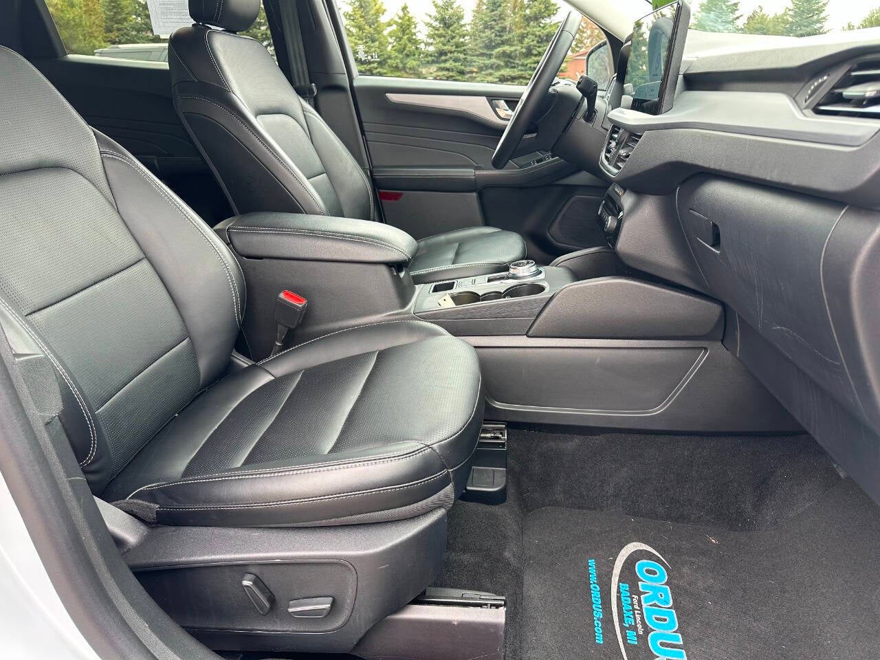 2025 Ford Escape Platinum AWD 4dr SUV