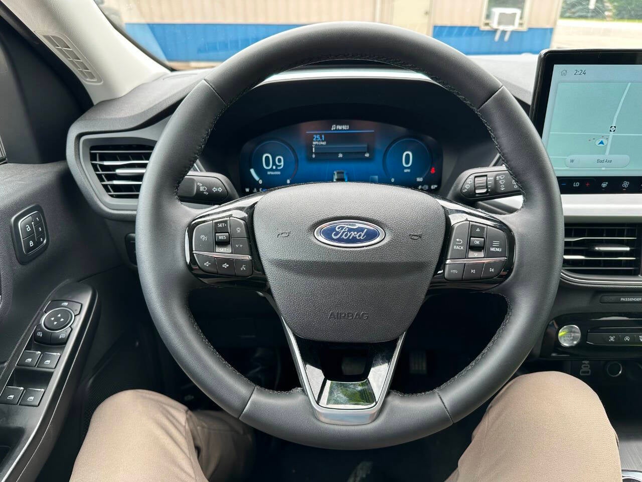 2025 Ford Escape Platinum AWD 4dr SUV