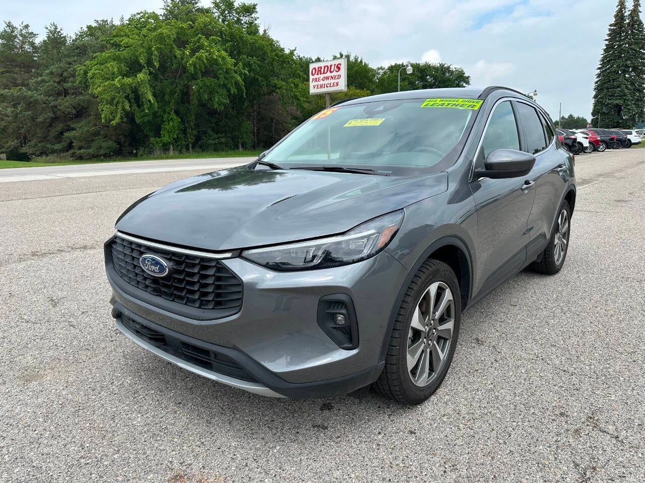 2025 Ford Escape Platinum AWD 4dr SUV