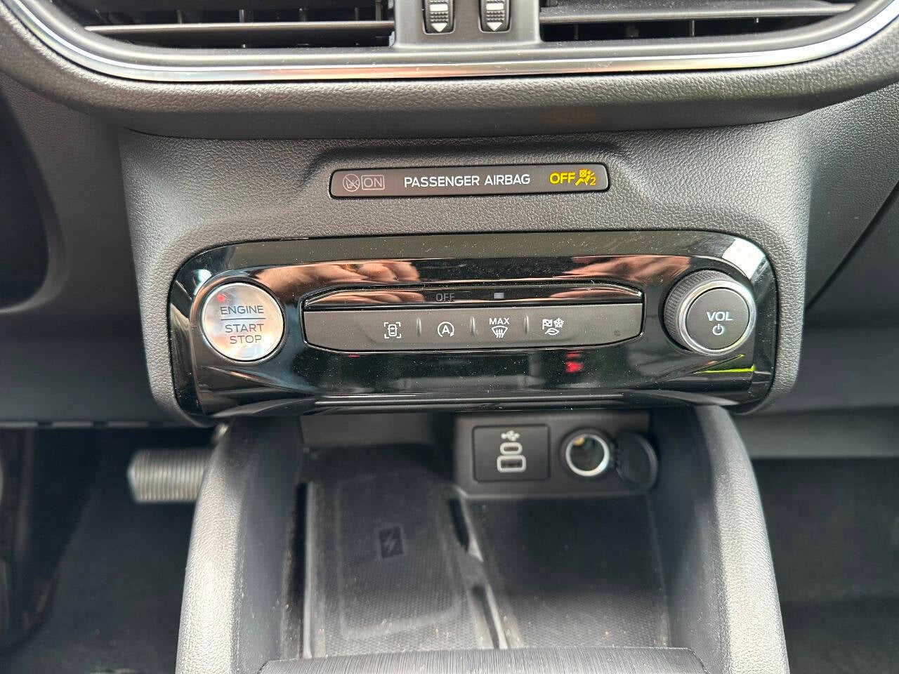 2025 Ford Escape Platinum AWD 4dr SUV