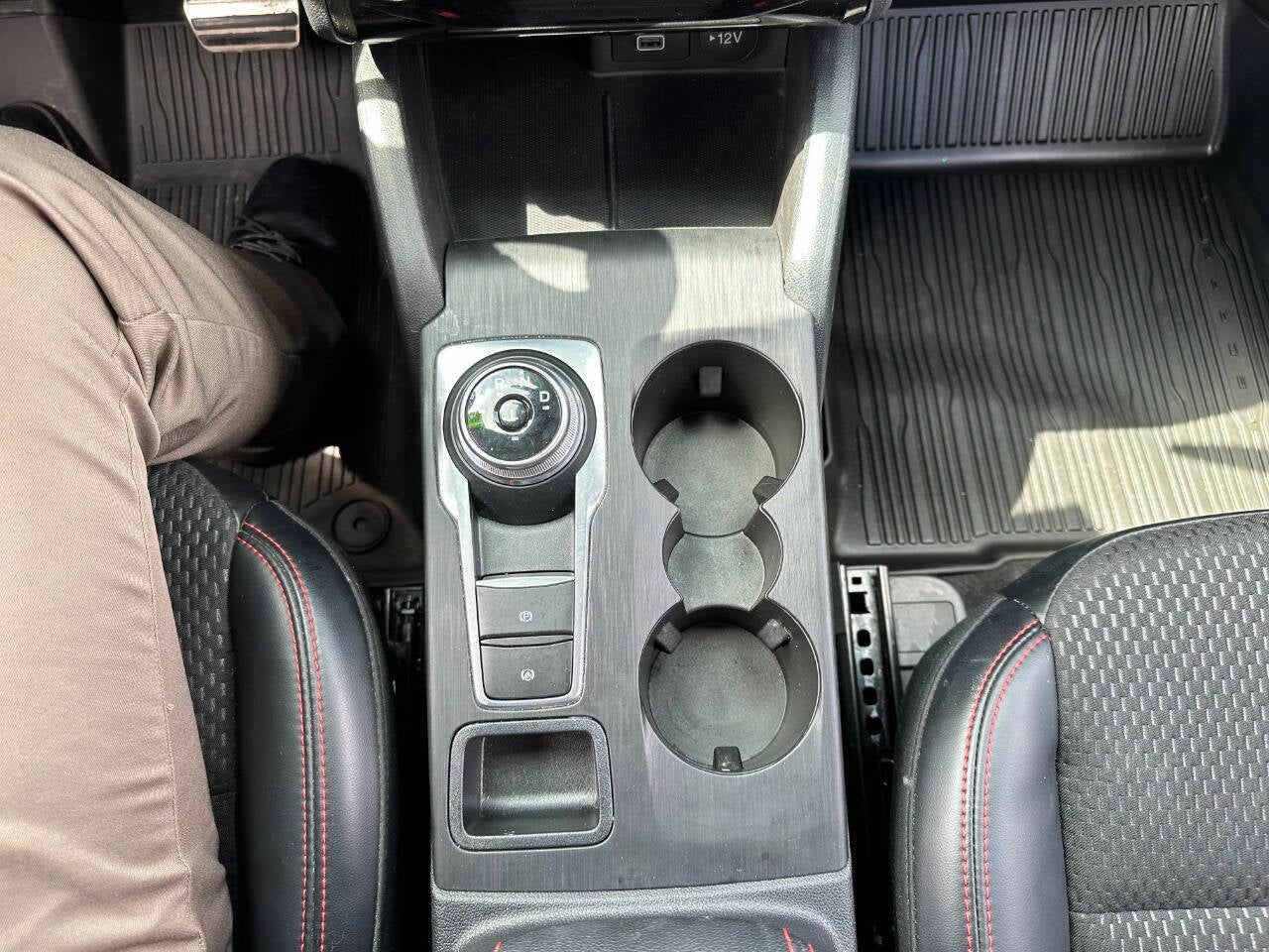 2024 Ford Escape ST Line AWD 4dr SUV