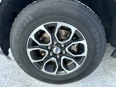 2023 Ford Expedition MAX XLT 4x4 4dr SUV