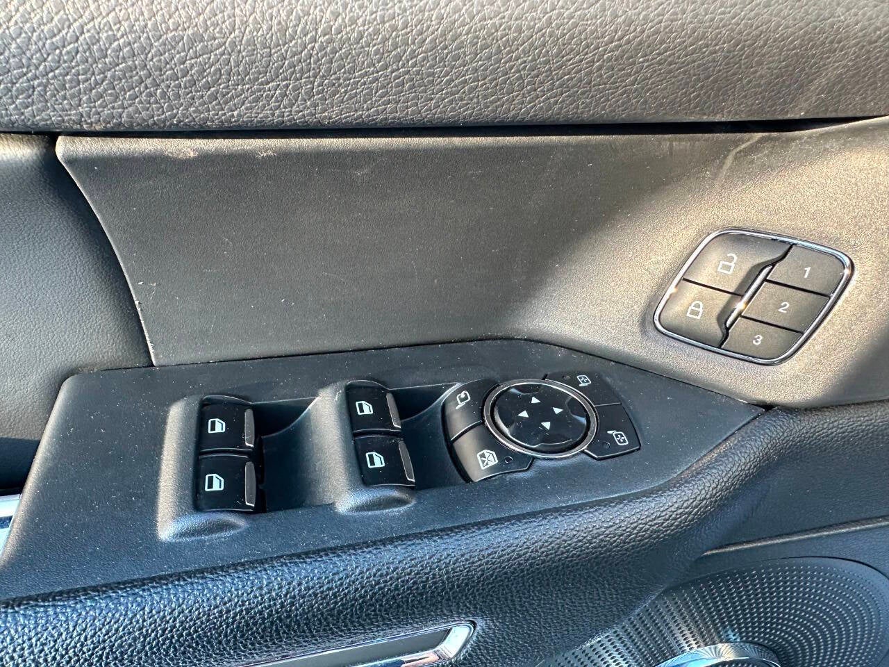 2023 Ford Expedition MAX XLT 4x4 4dr SUV