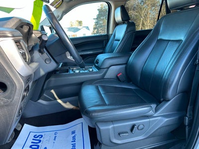 2023 Ford Expedition MAX XLT 4x4 4dr SUV