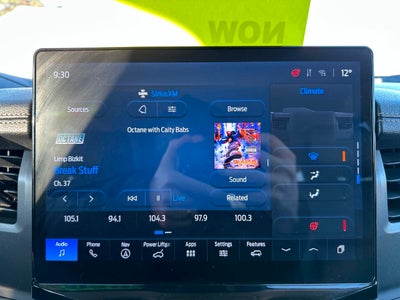 2023 Ford Expedition MAX XLT 4x4 4dr SUV