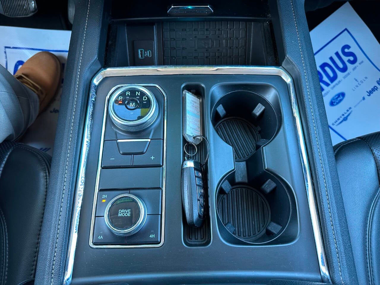 2023 Ford Expedition MAX XLT 4x4 4dr SUV