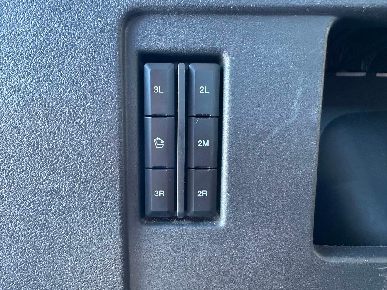 2023 Ford Expedition MAX XLT 4x4 4dr SUV