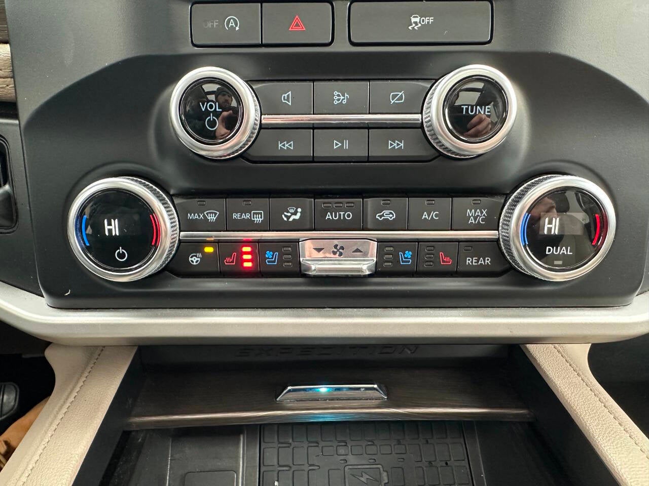 2024 Ford Expedition MAX Limited 4x4 4dr SUV