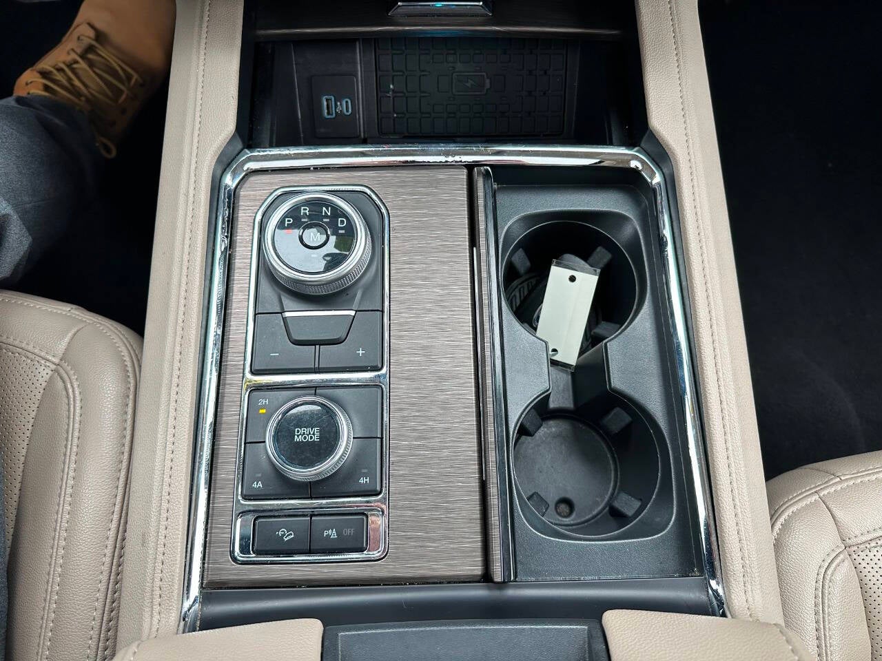 2024 Ford Expedition MAX Limited 4x4 4dr SUV