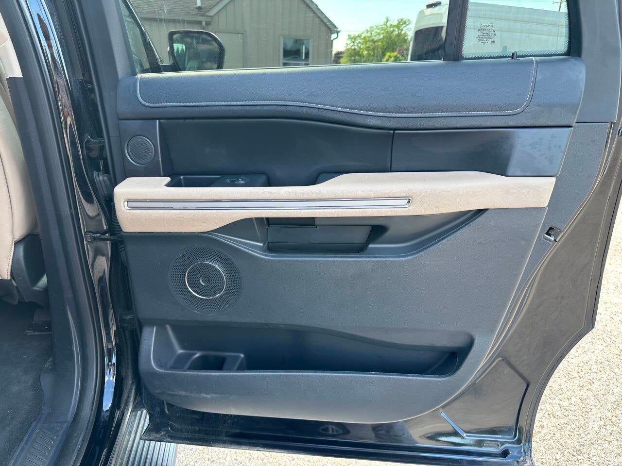 2024 Ford Expedition MAX Limited 4x4 4dr SUV