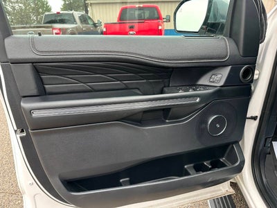 2019 Ford Expedition Platinum 4x4 4dr SUV