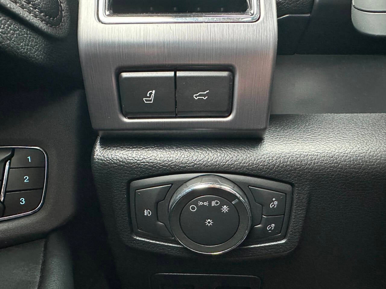 2019 Ford Expedition Platinum 4x4 4dr SUV