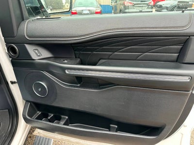 2019 Ford Expedition Platinum 4x4 4dr SUV