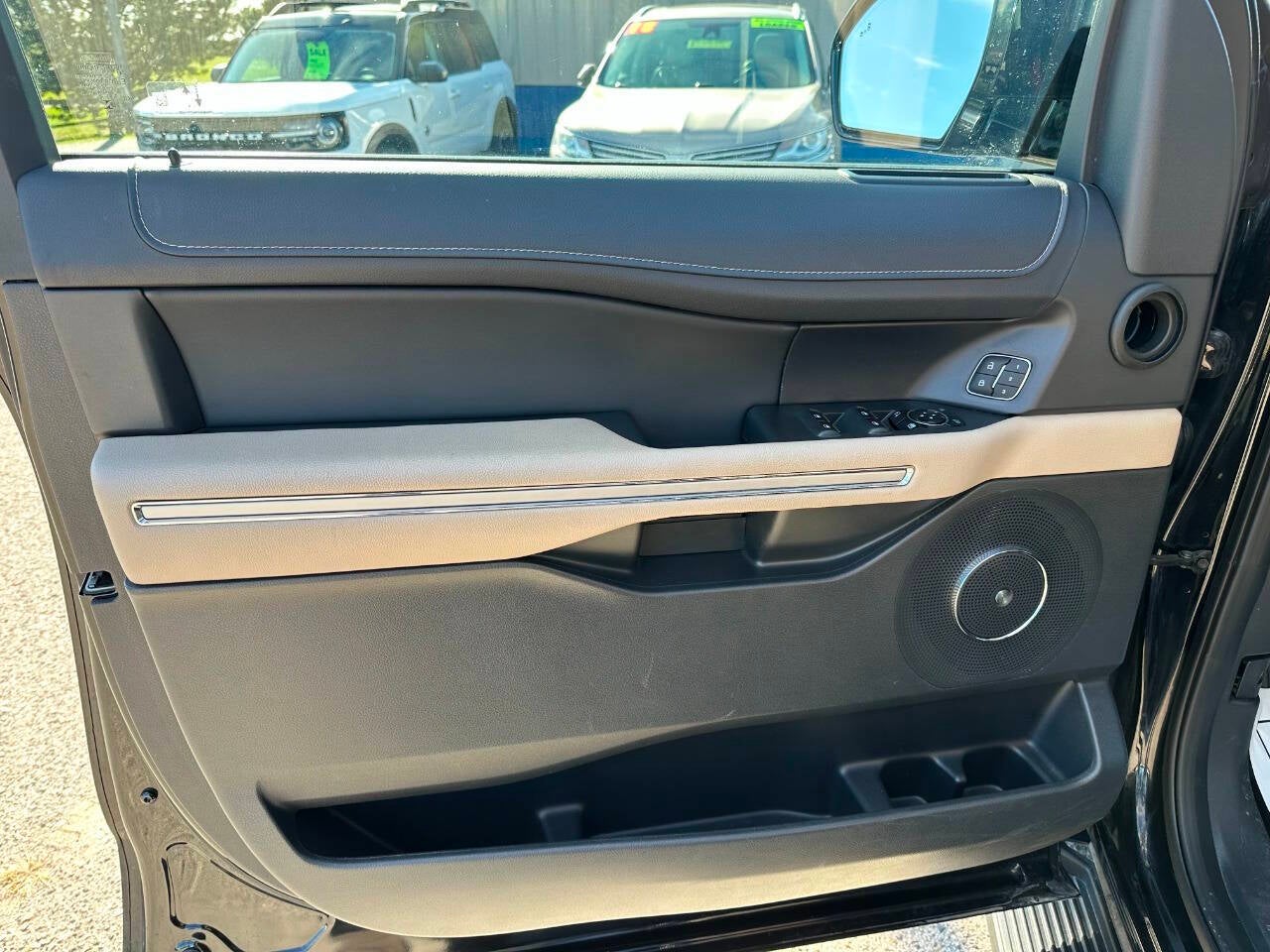 2024 Ford Expedition Limited 4x4 4dr SUV