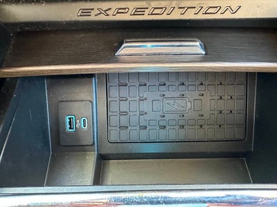 2024 Ford Expedition Limited 4x4 4dr SUV