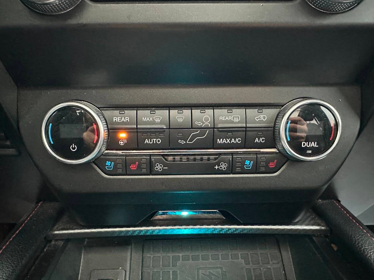 2019 Ford Expedition Limited 4x4 4dr SUV