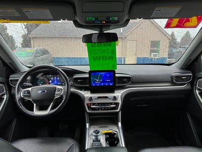 2021 Ford Explorer XLT AWD 4dr SUV