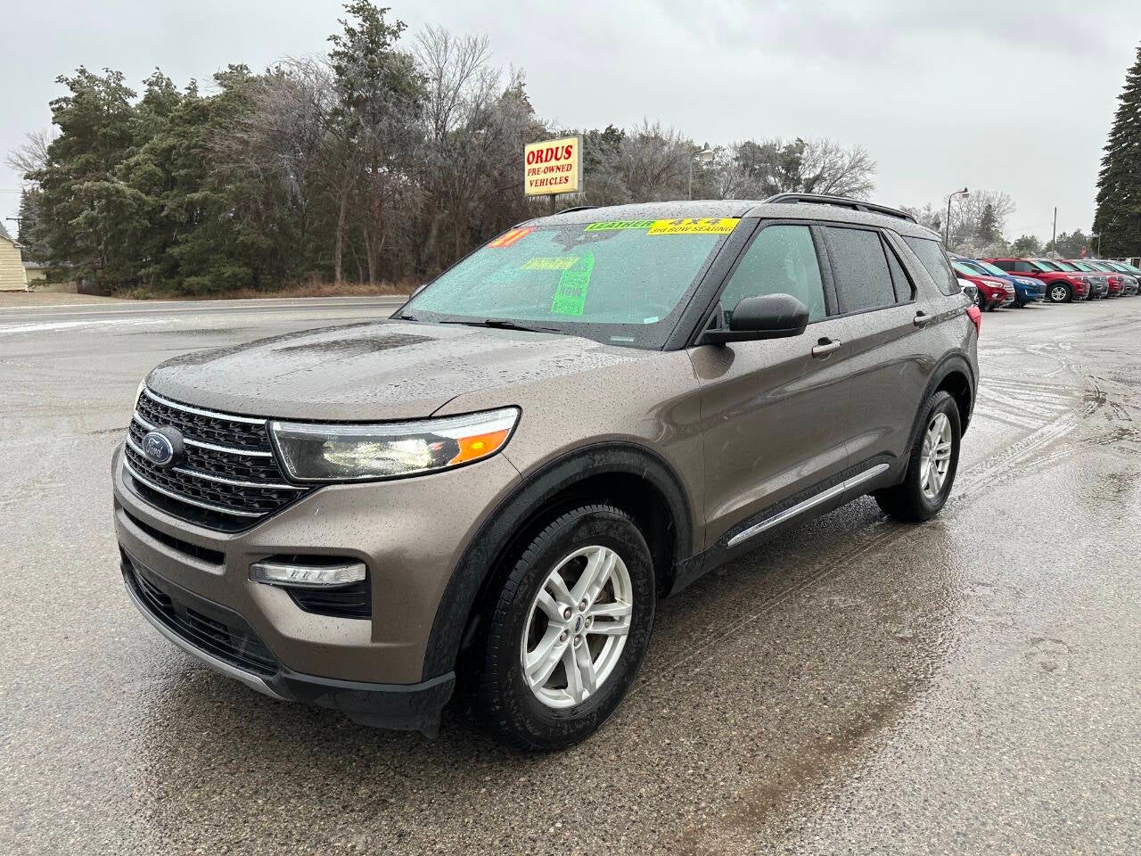 2021 Ford Explorer XLT AWD 4dr SUV