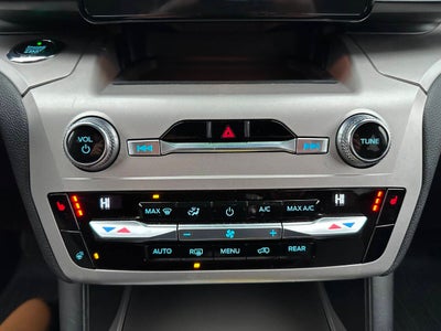 2021 Ford Explorer XLT AWD 4dr SUV