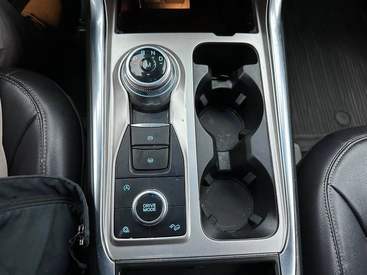 2021 Ford Explorer XLT AWD 4dr SUV