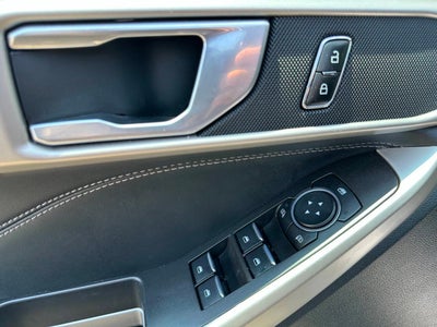 2023 Ford Explorer XLT AWD 4dr SUV