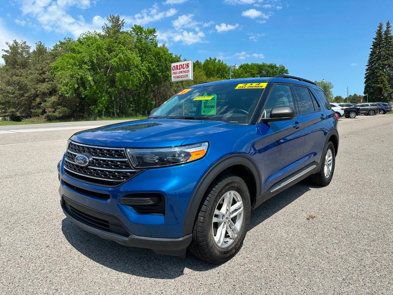 2023 Ford Explorer XLT AWD 4dr SUV
