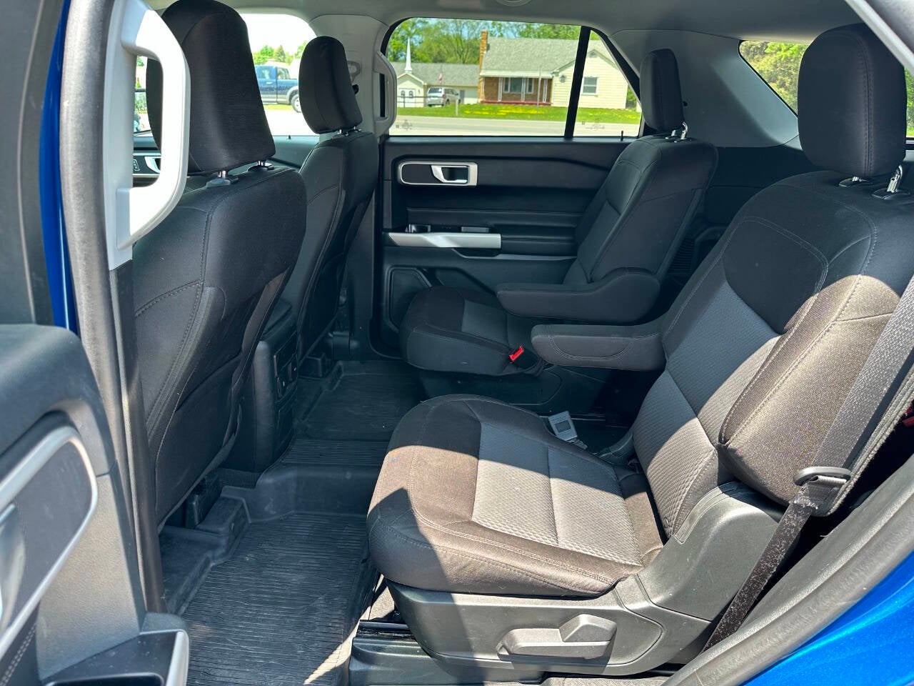 2023 Ford Explorer XLT AWD 4dr SUV
