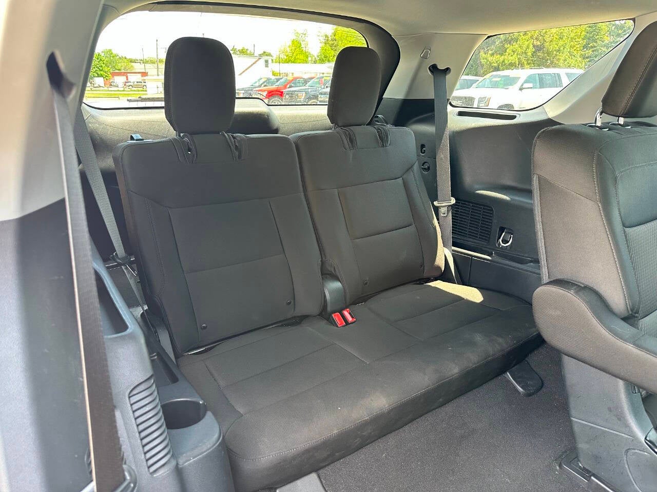 2023 Ford Explorer XLT AWD 4dr SUV