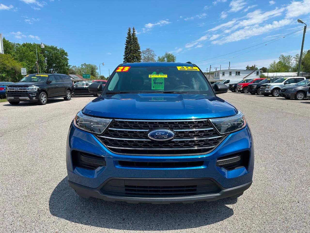 2023 Ford Explorer XLT AWD 4dr SUV