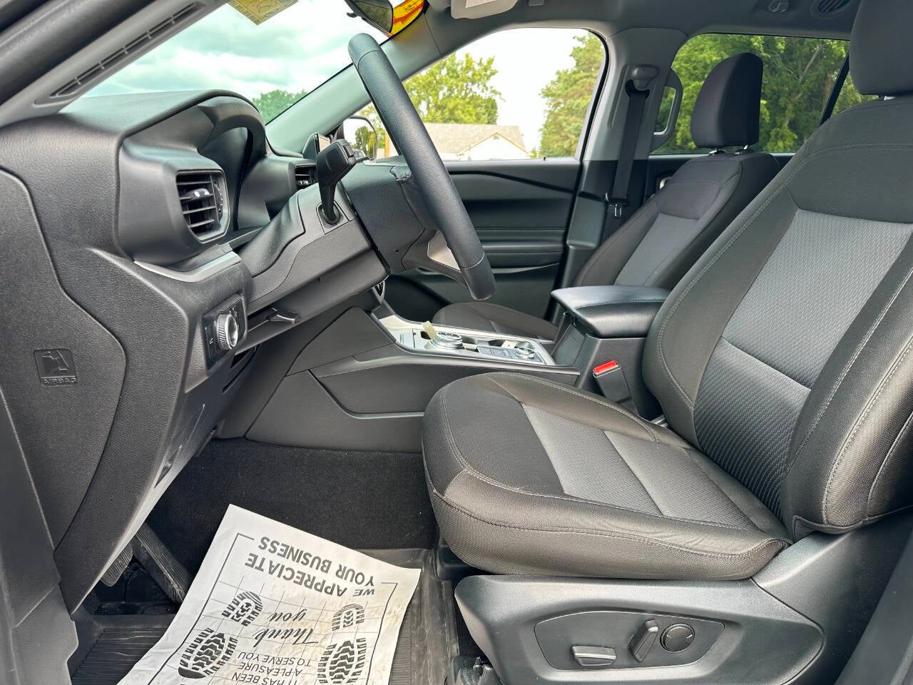 2024 Ford Explorer XLT AWD 4dr SUV