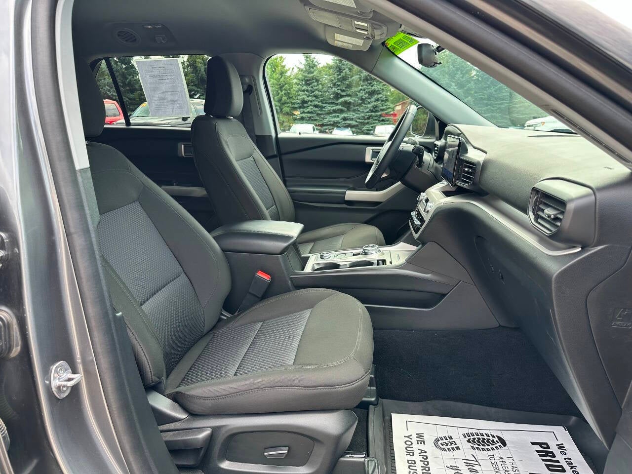 2024 Ford Explorer XLT AWD 4dr SUV