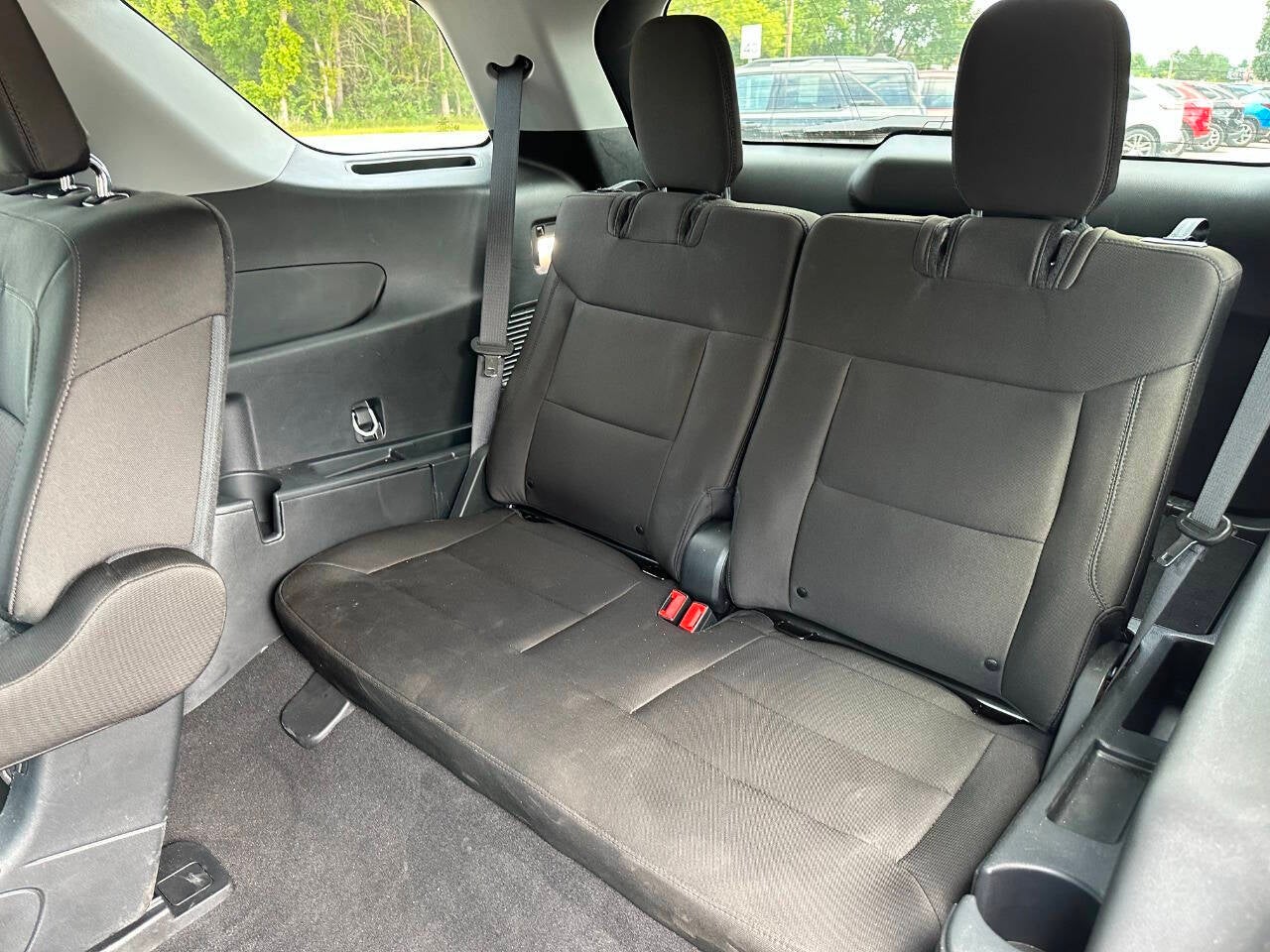 2024 Ford Explorer XLT AWD 4dr SUV