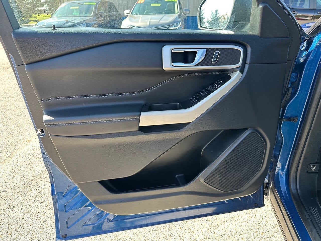 2020 Ford Explorer XLT AWD 4dr SUV
