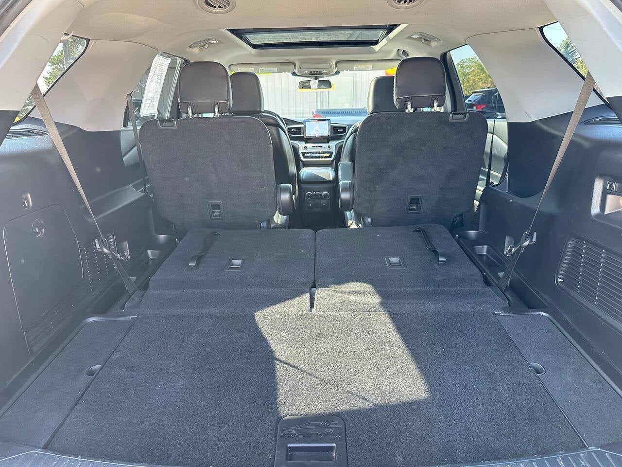 2020 Ford Explorer XLT AWD 4dr SUV