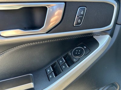 2022 Ford Explorer XLT AWD 4dr SUV