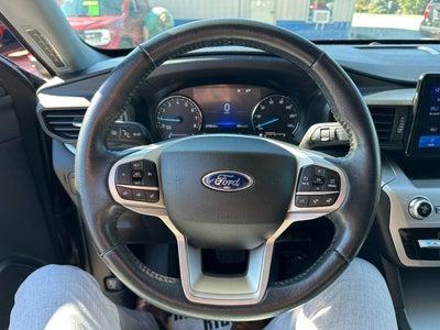 2022 Ford Explorer XLT AWD 4dr SUV
