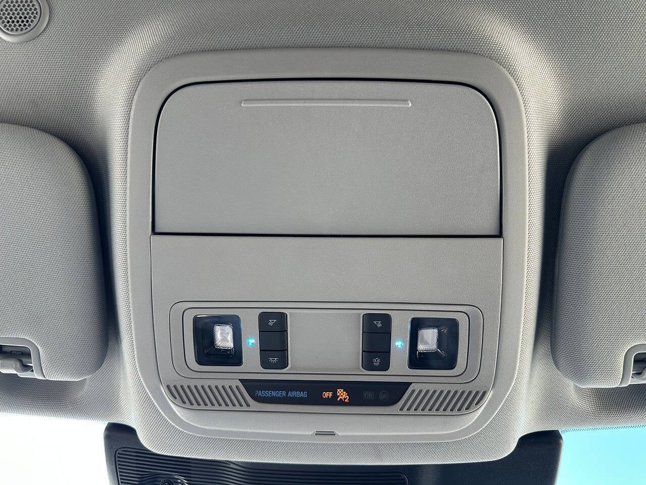 2022 Ford Explorer XLT AWD 4dr SUV